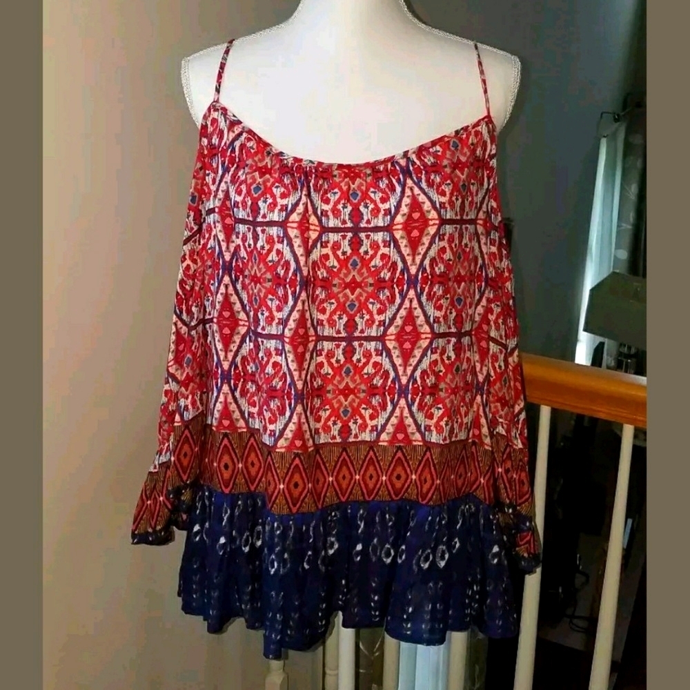 Beach Lunch Lounge Cold Shoulder Size M Top NWT